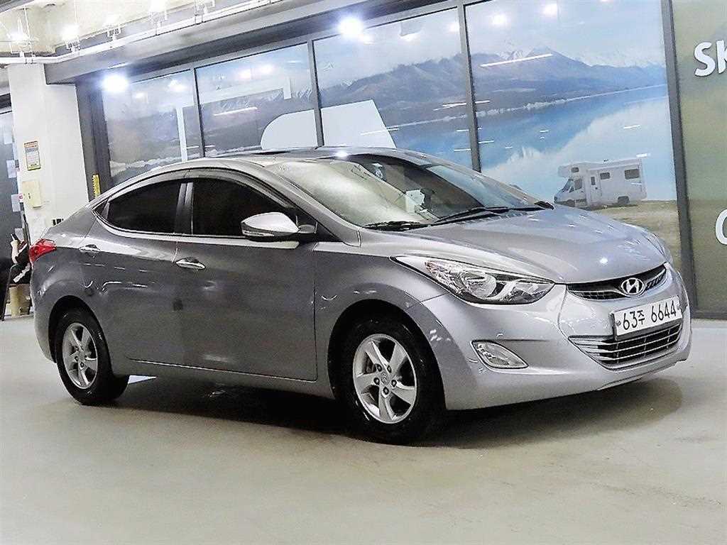 HYUNDAI Avante 2010 Gris - Importación desde Corea - HF Imports Iquique - Foto 1