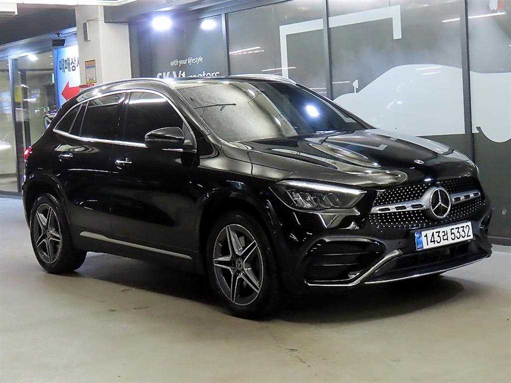 Mercedes Benz GLA Class 2024 Negro - Importación desde Corea - HF Imports Iquique - Foto 1