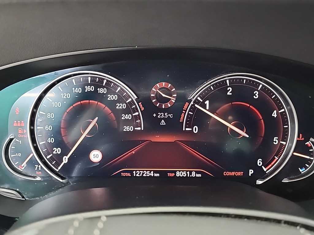 BMW 5 Series - Vista 8