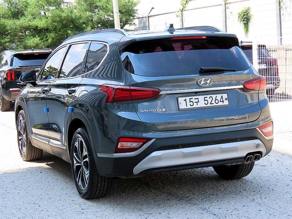 HYUNDAI Santa Fe - Vista 3