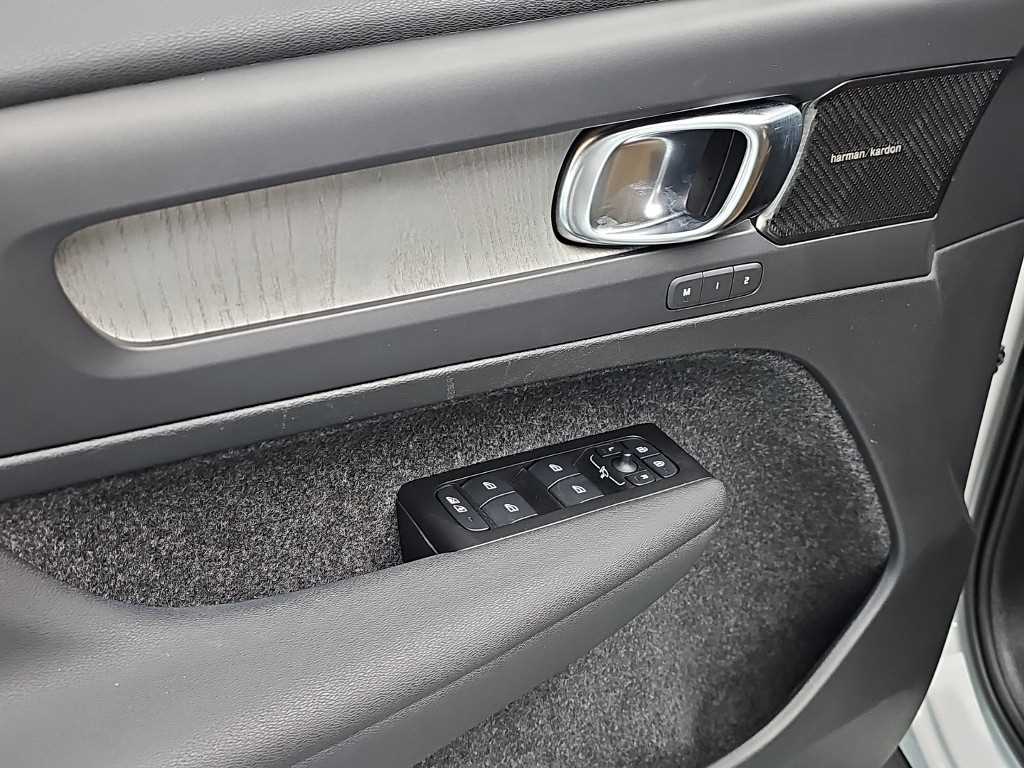 Volvo XC40 2021 - Importación desde Corea - HF Imports Iquique - Foto 18