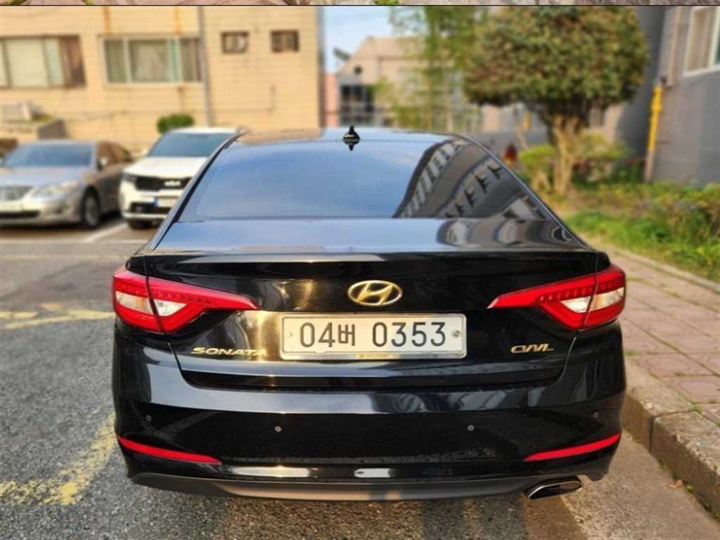 HYUNDAI Sonata - Vista 6
