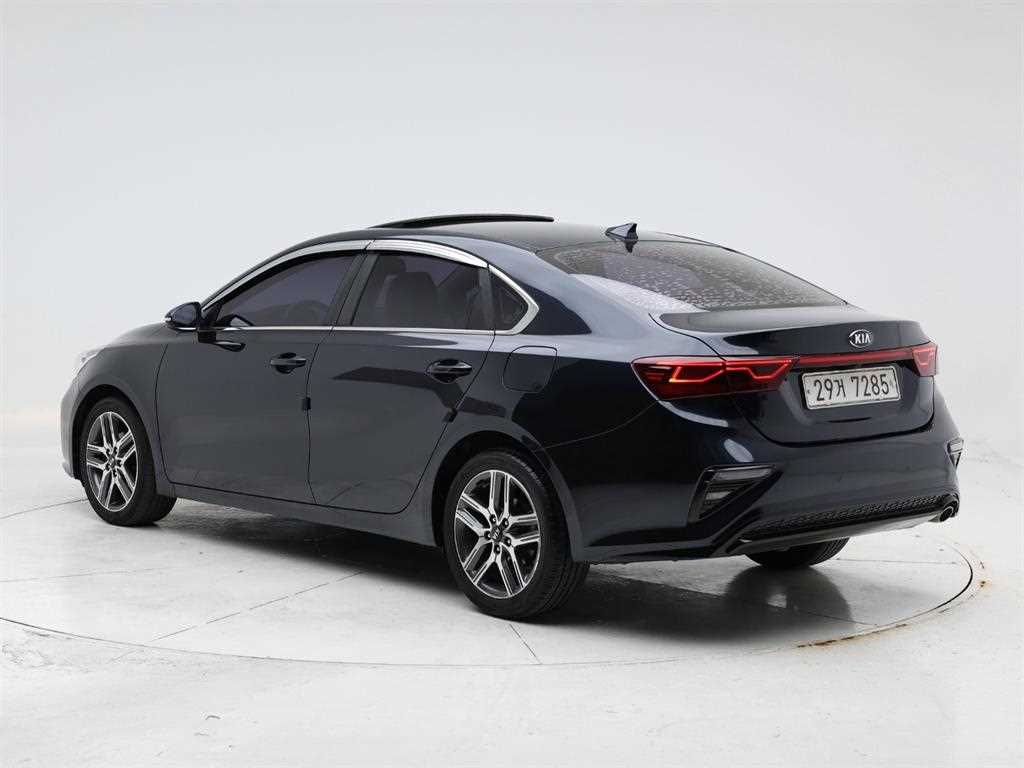 KIA K3 - Vista 6
