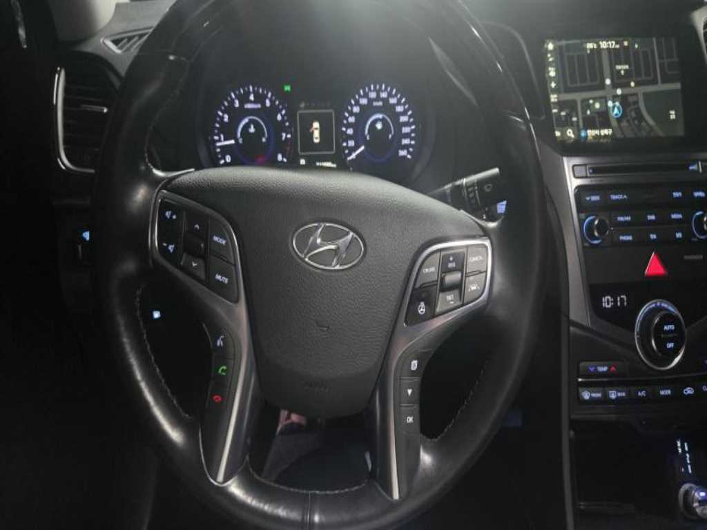 HYUNDAI Grandeur - Vista 7