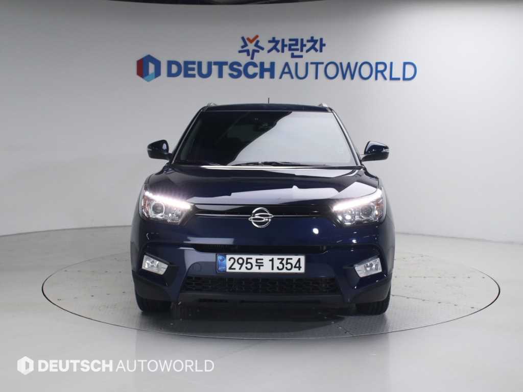 Ssangyong Tivoli - Vista 3
