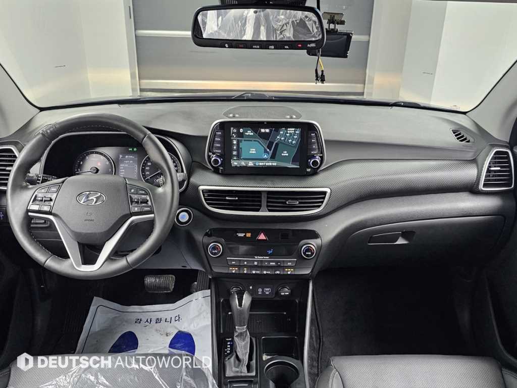 HYUNDAI Tucson - Vista 9