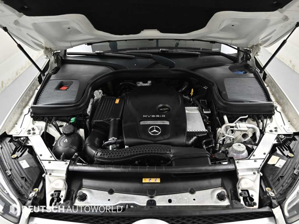 Mercedes Benz GLC Class - Vista 8