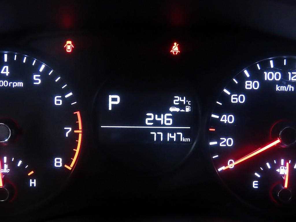KIA Morning - Vista 11