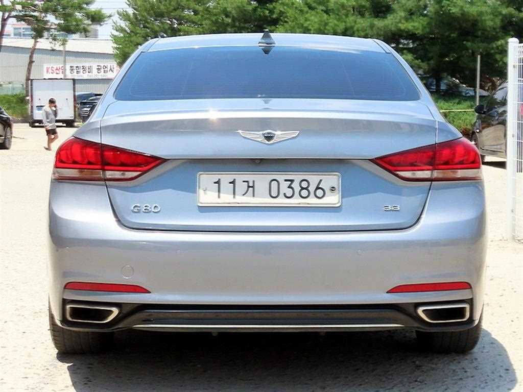 Genesis G80 - Vista 4