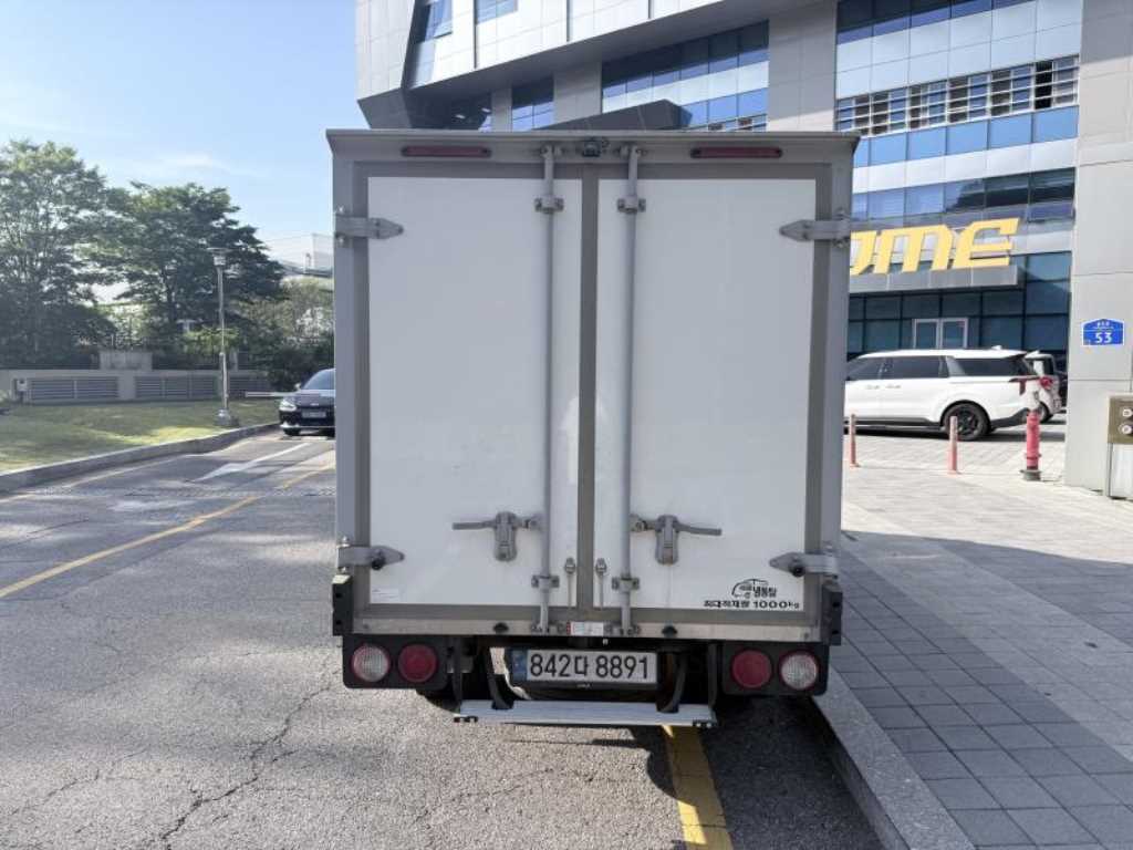 Small Truck Top_Refrigerator Top - Vista 6