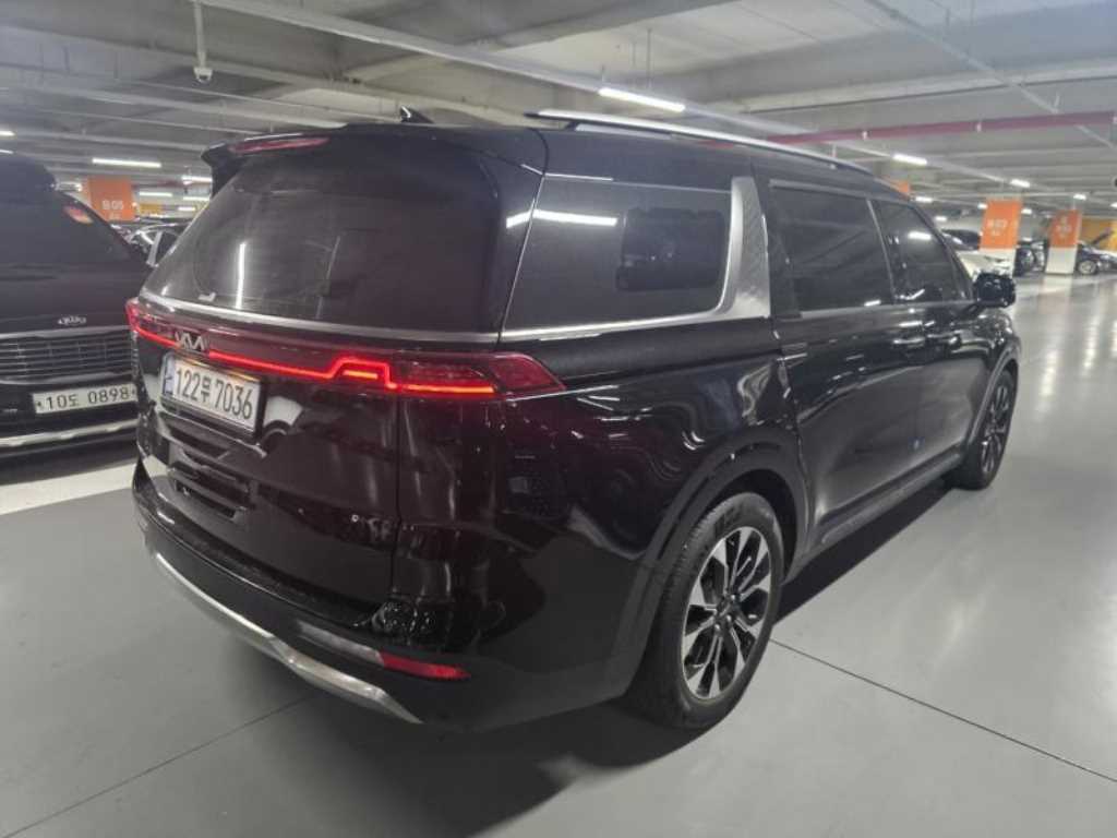 KIA Carnival - Vista 6