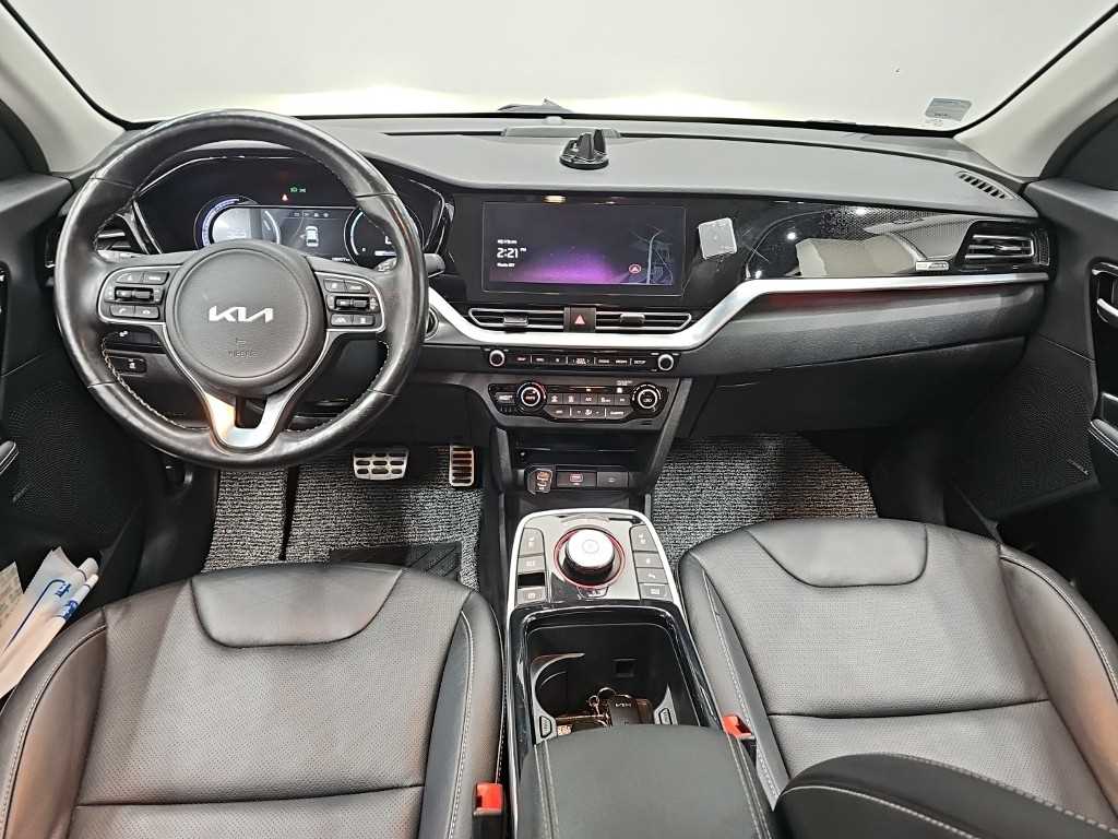 KIA Niro - Vista 9