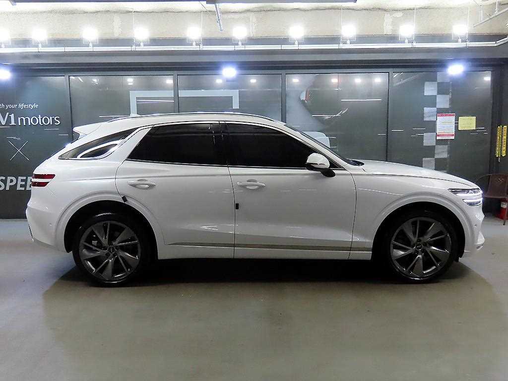 Genesis GV70 - Vista 6