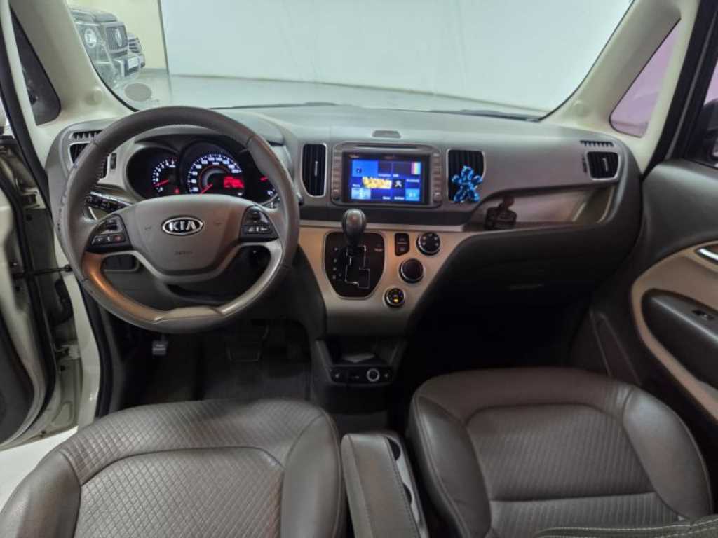 KIA Ray - Vista 10