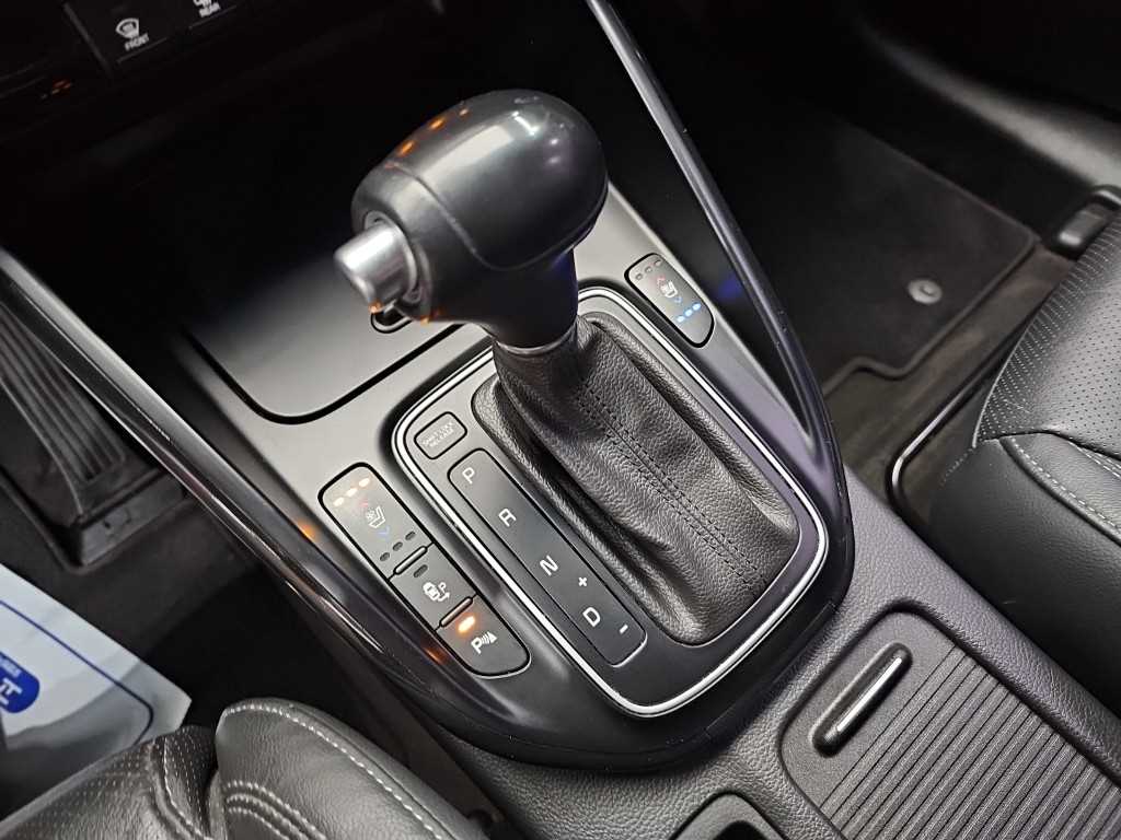 KIA Carens - Vista 10