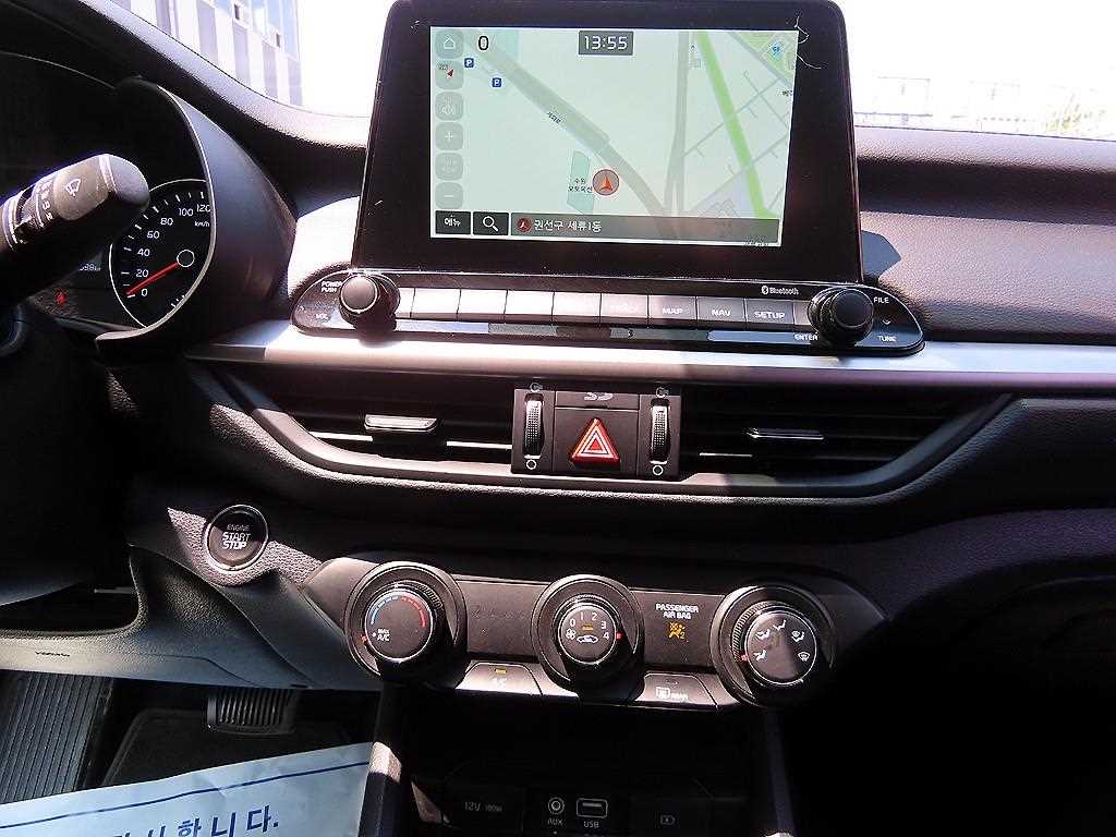 KIA K3 2018 Blanco - Importación desde Corea - HF Imports Iquique - Foto 15