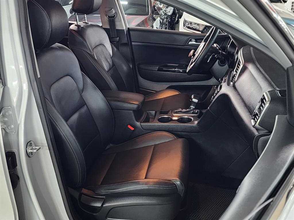KIA Sportage 2017 Plateado - Importación desde Corea - HF Imports Iquique - Foto 16