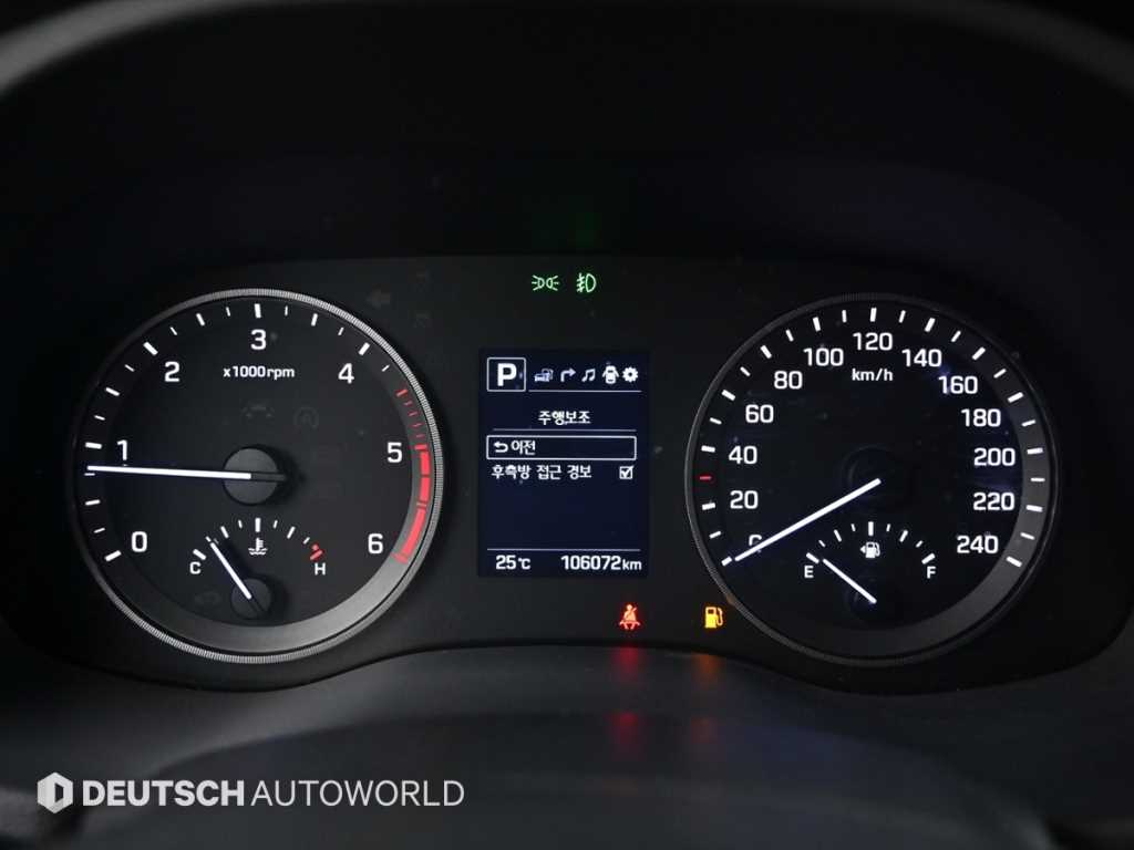 HYUNDAI Tucson - Vista 10