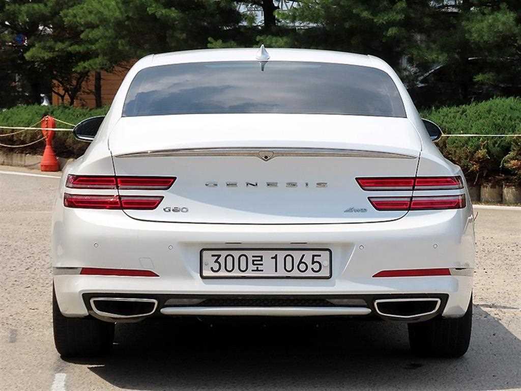 Genesis G80 - Vista 6
