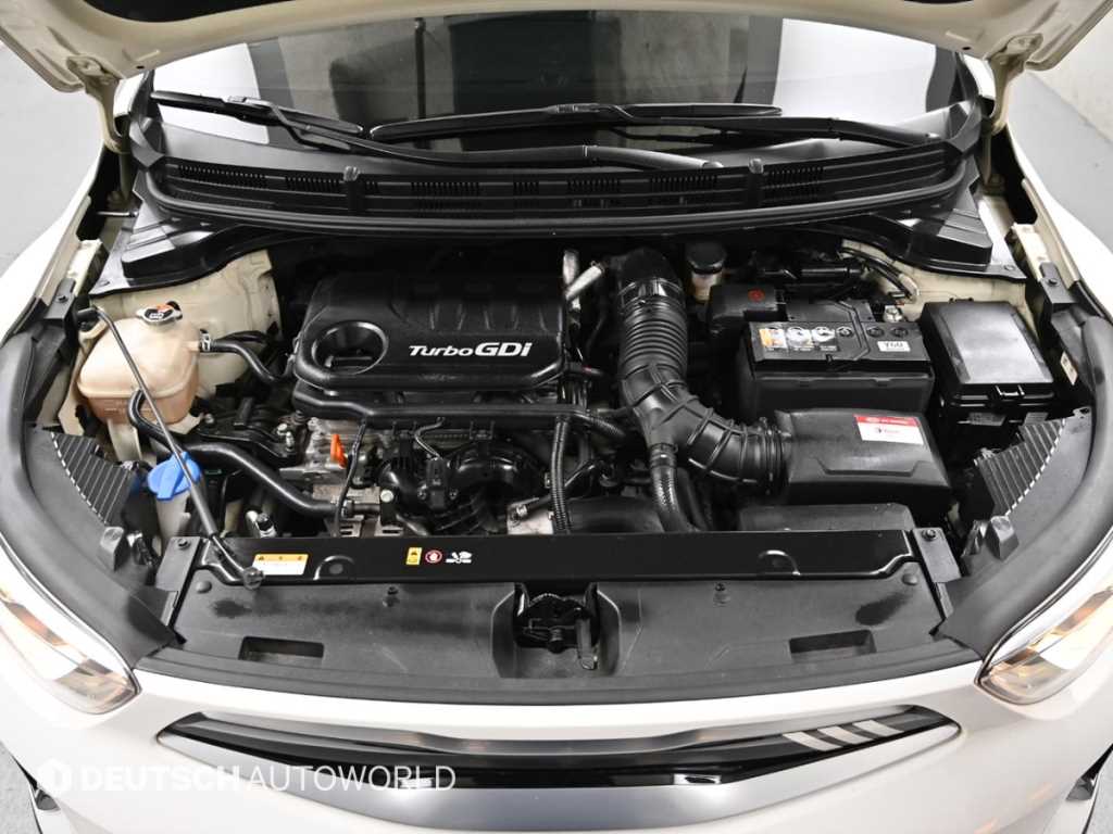 KIA Stonic - Vista 8