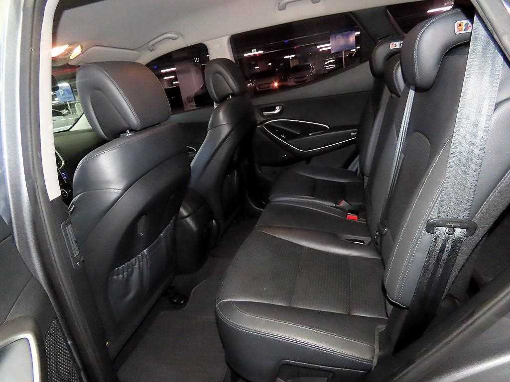 HYUNDAI Santa Fe - Vista 9
