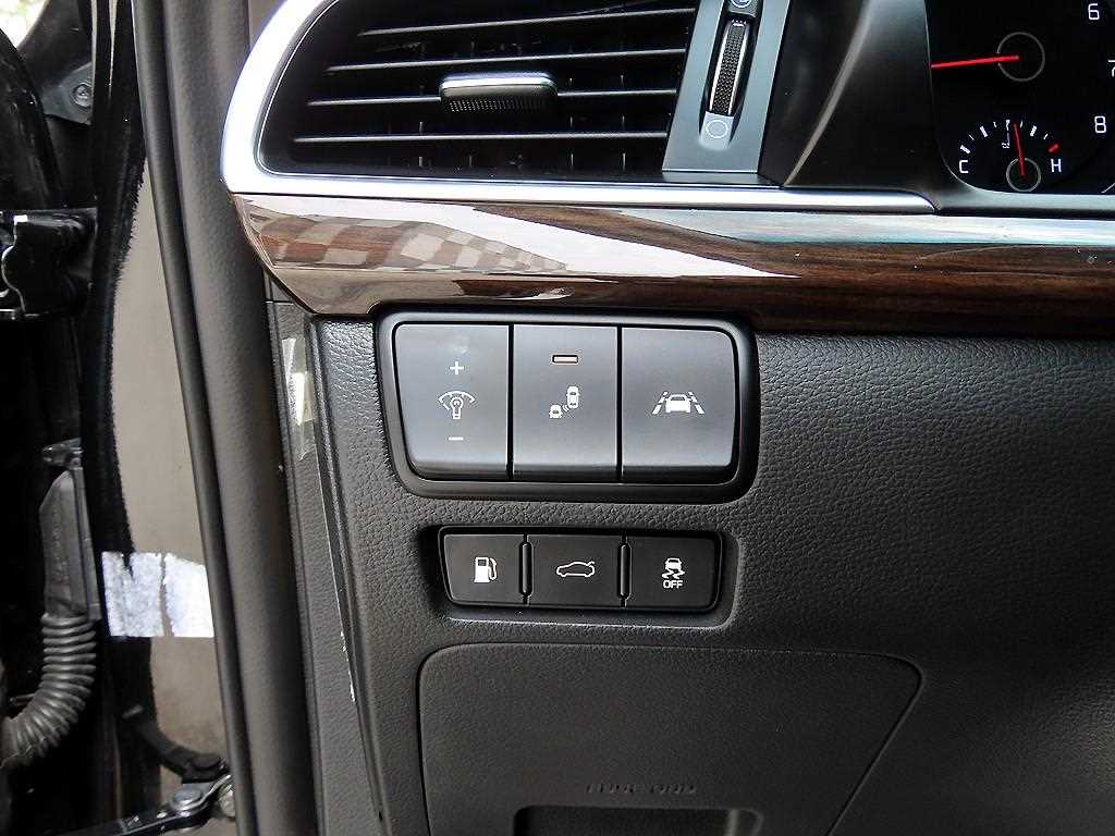 KIA K7 2019 Negro - Importación desde Corea - HF Imports Iquique - Foto 15
