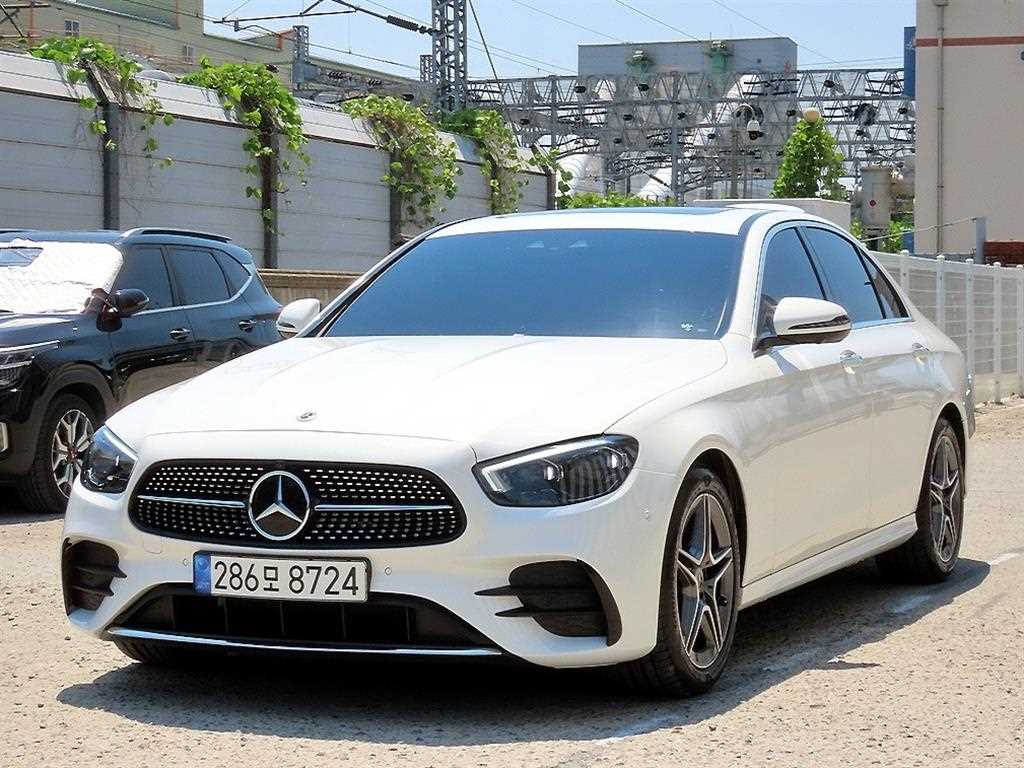 Mercedes Benz E class - Vista 2