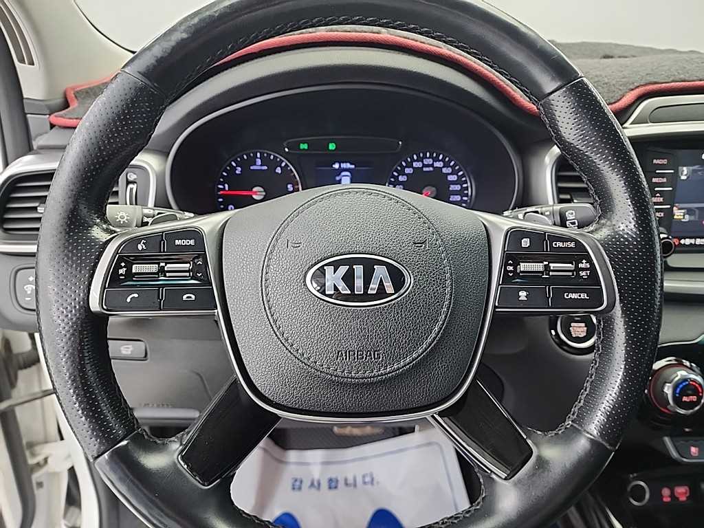 KIA Sorento - Vista 11