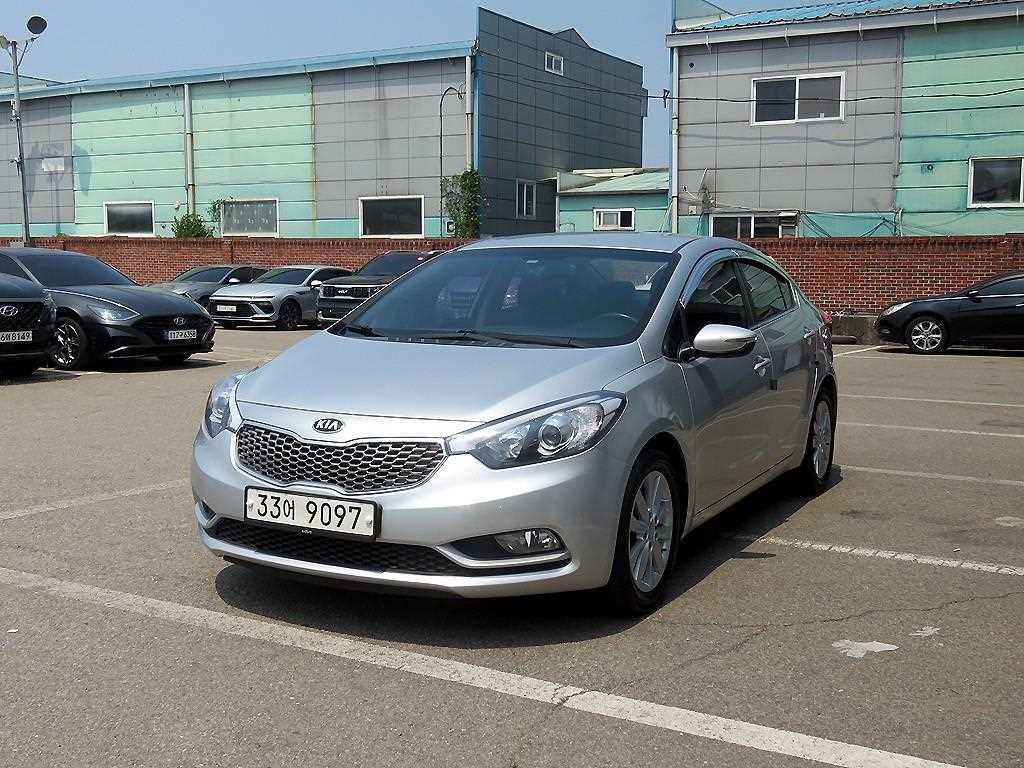 KIA K3 - Vista 2