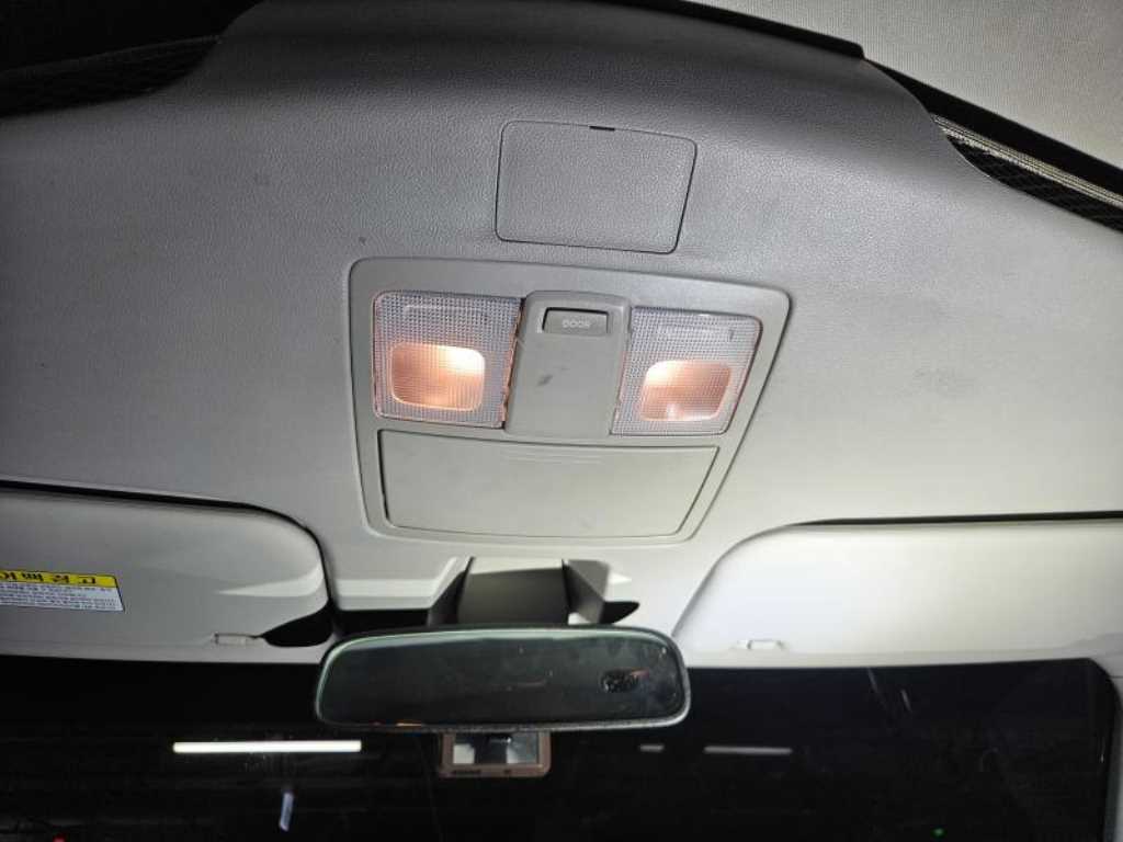 KIA Ray - Vista 8