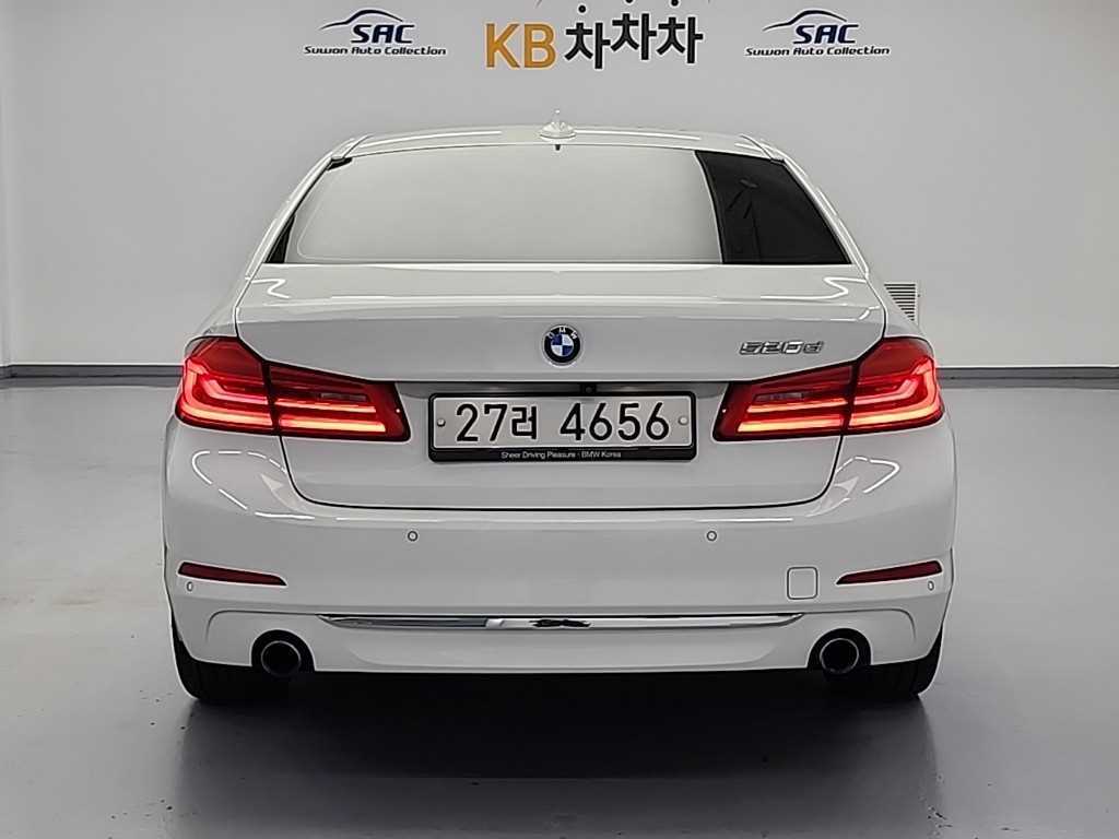BMW 5 Series - Vista 3