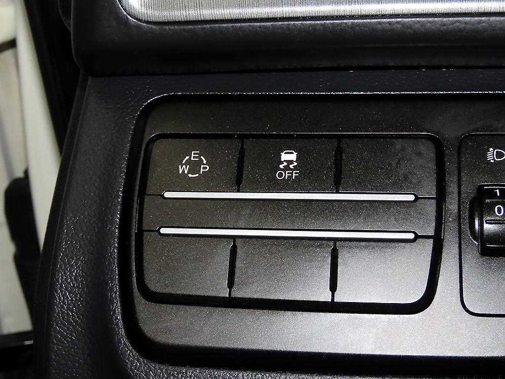 Ssangyong Tivoli 2018 Blanco - Importación desde Corea - HF Imports Iquique - Foto 16