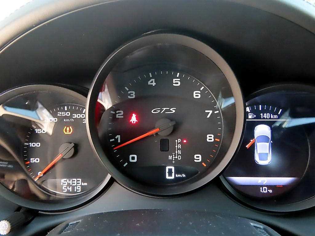 Porsche 718 - Vista 10