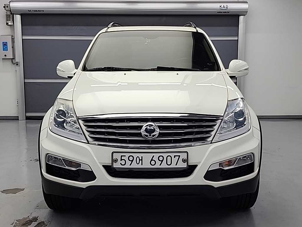 Ssangyong Rexton - Vista 2