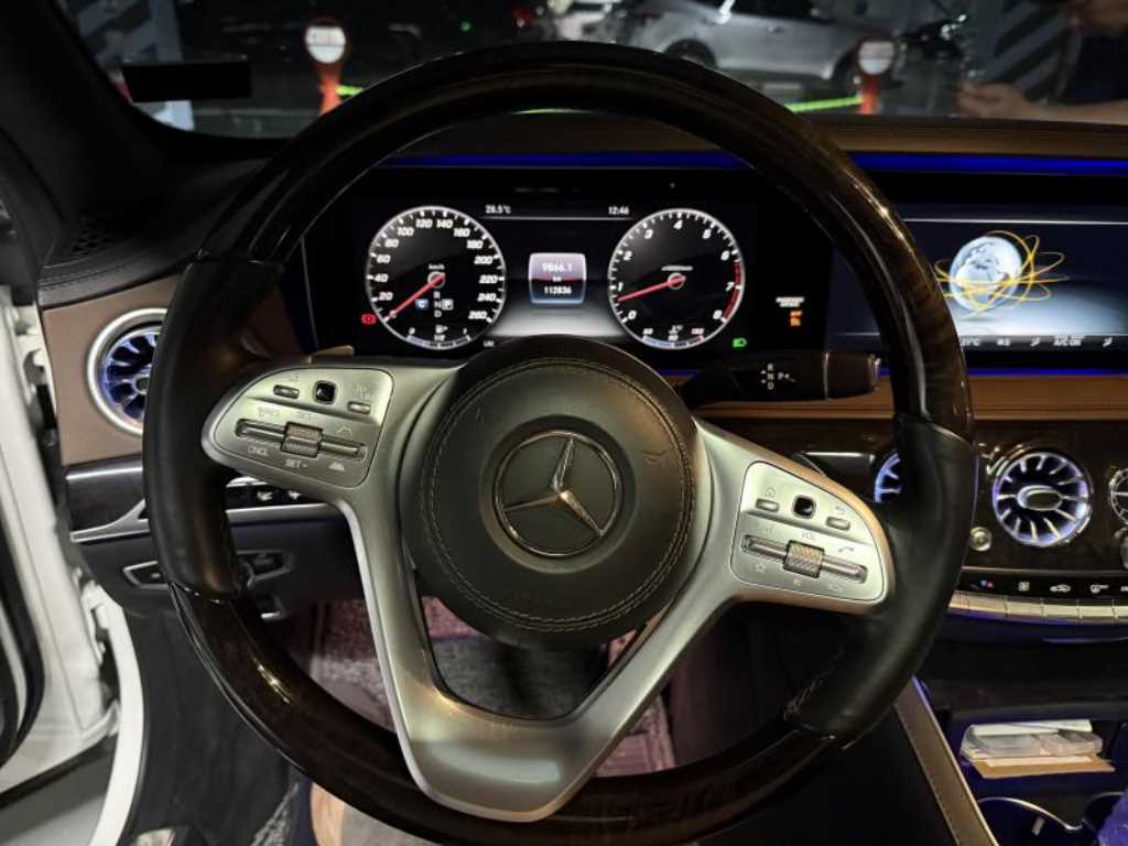Mercedes Benz S Class - Vista 8