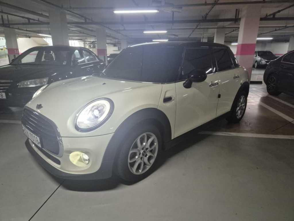 Mini Cooper - Vista 2