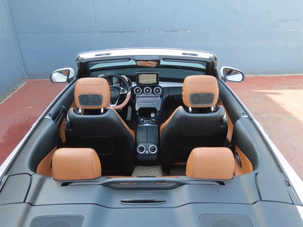 Mercedes Benz C Class - Vista 10