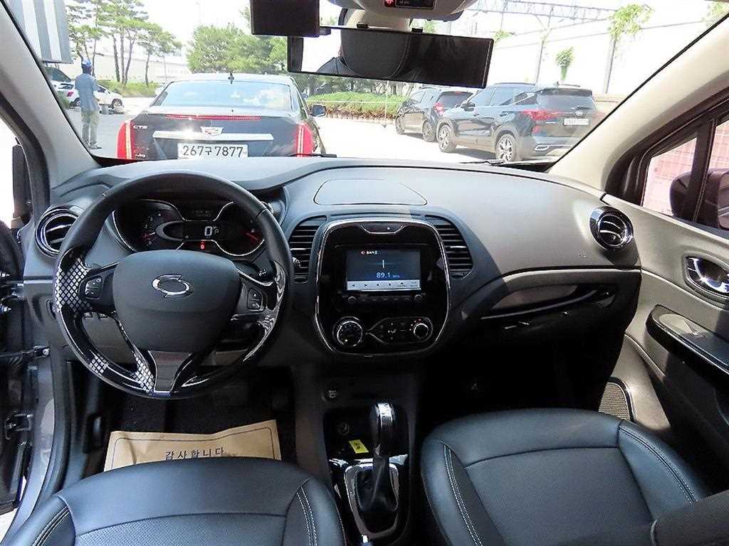 SAMSUNG QM3 - Vista 9