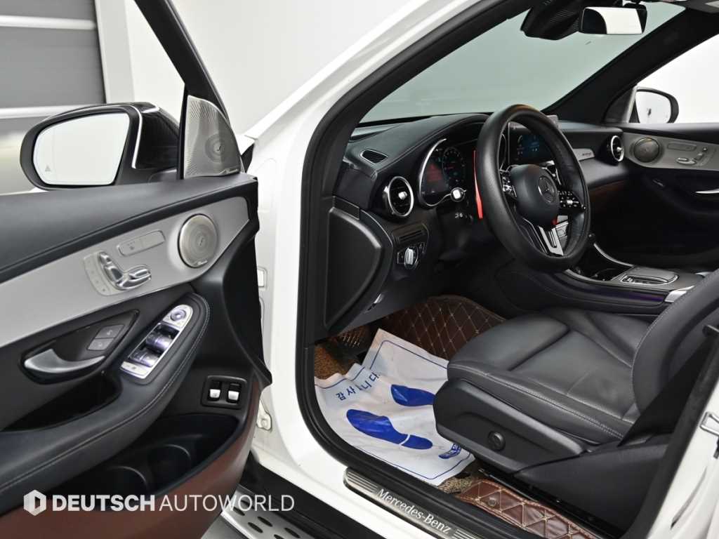 Mercedes Benz GLC Class 2020 Blanco - Importación desde Corea - HF Imports Iquique - Foto 13
