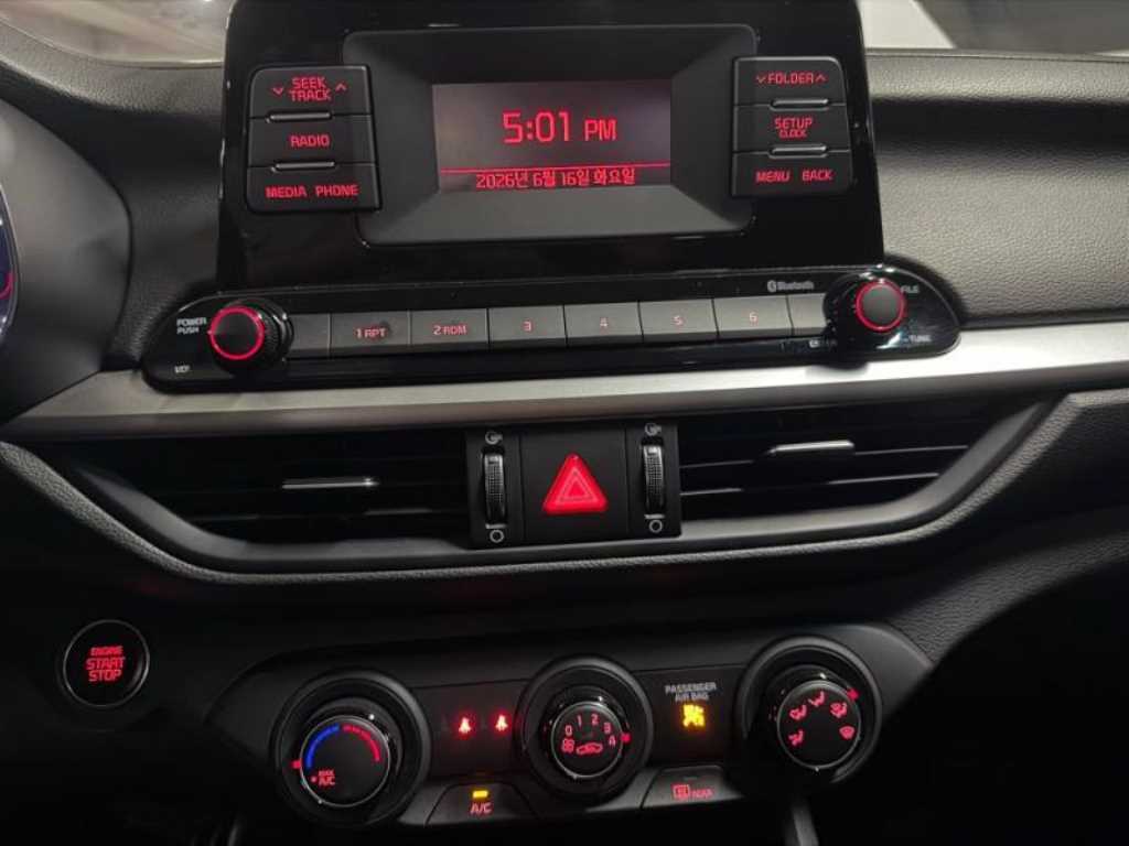 KIA K3 - Vista 12