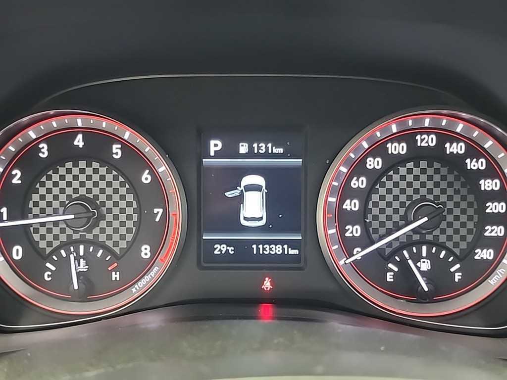 HYUNDAI Veloster - Vista 8