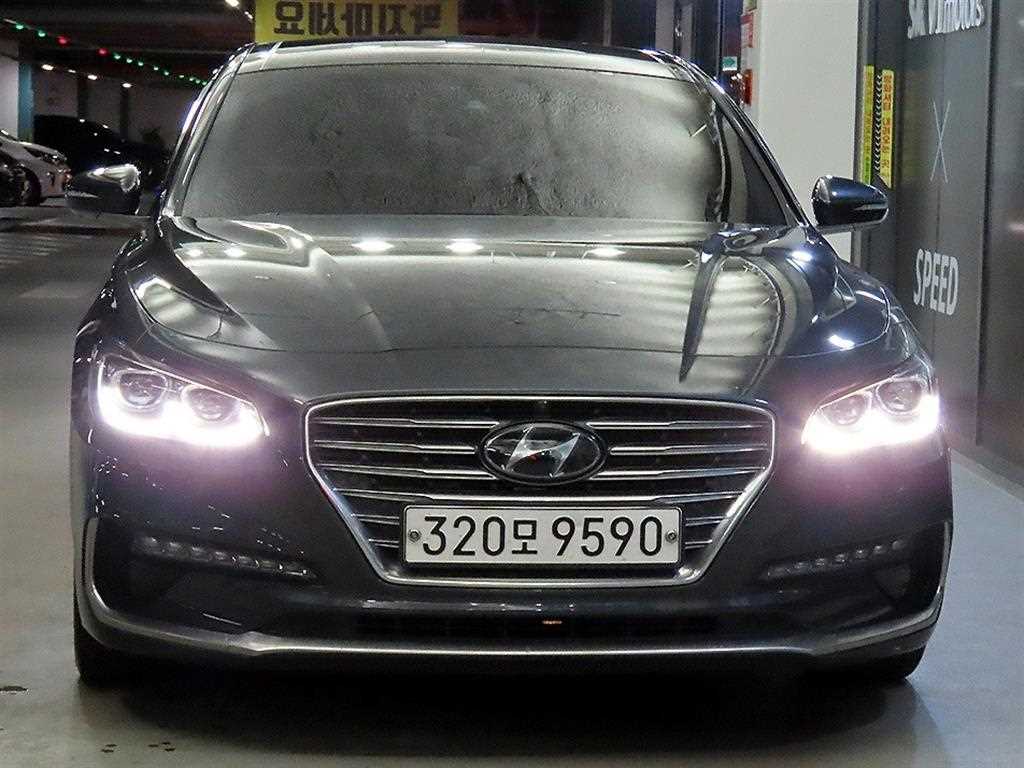 HYUNDAI Grandeur - Vista 2
