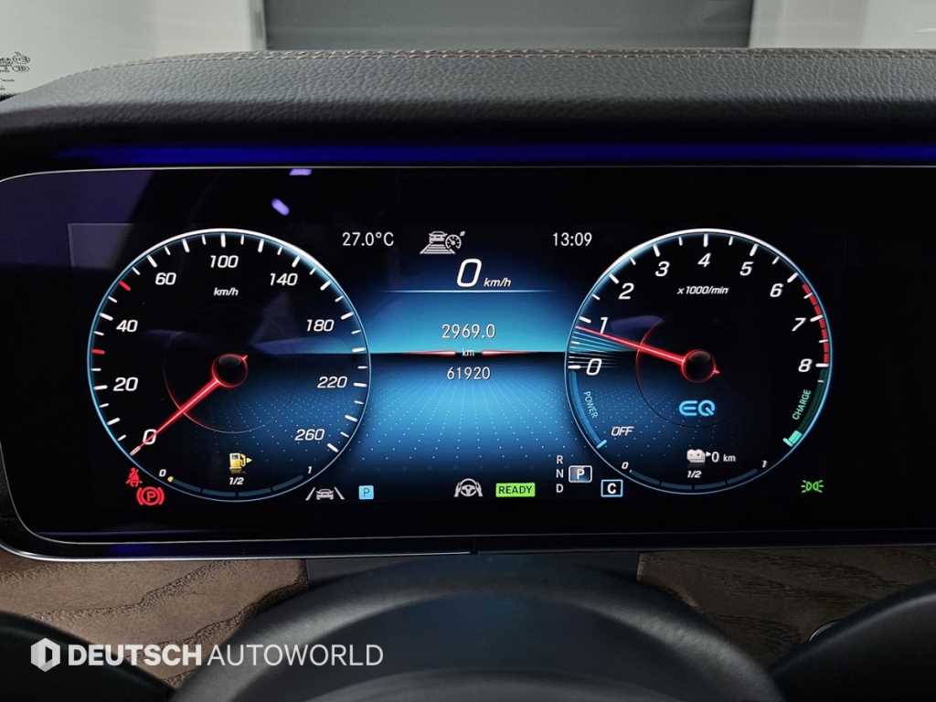 Mercedes Benz E class - Vista 10