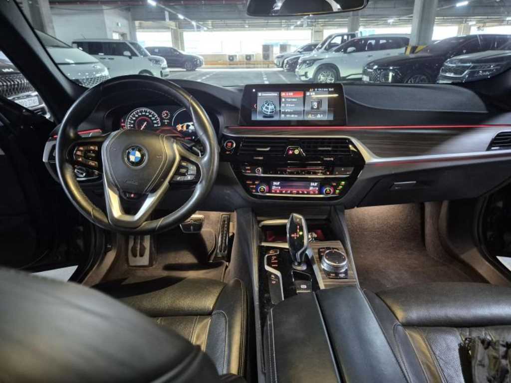 BMW 5 Series - Vista 10