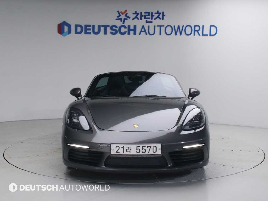 Porsche 718 - Vista 3