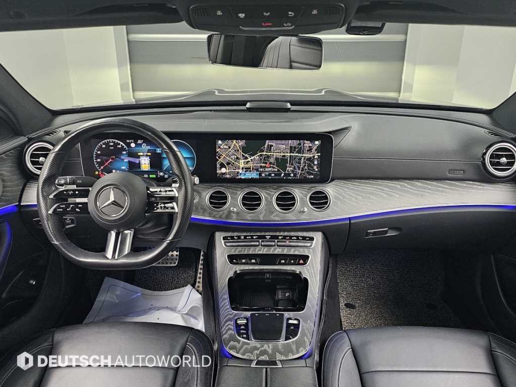 Mercedes Benz E class - Vista 9