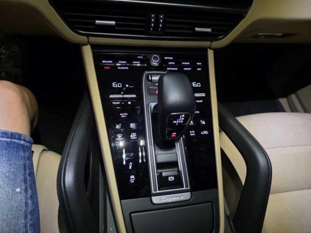 Porsche Cayenne - Vista 8