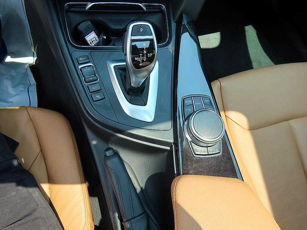 BMW 4 Series 2018 Blanco - Importación desde Corea - HF Imports Iquique - Foto 13