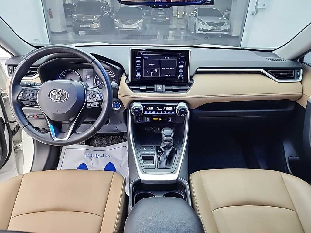 Toyota RAV4 - Vista 9