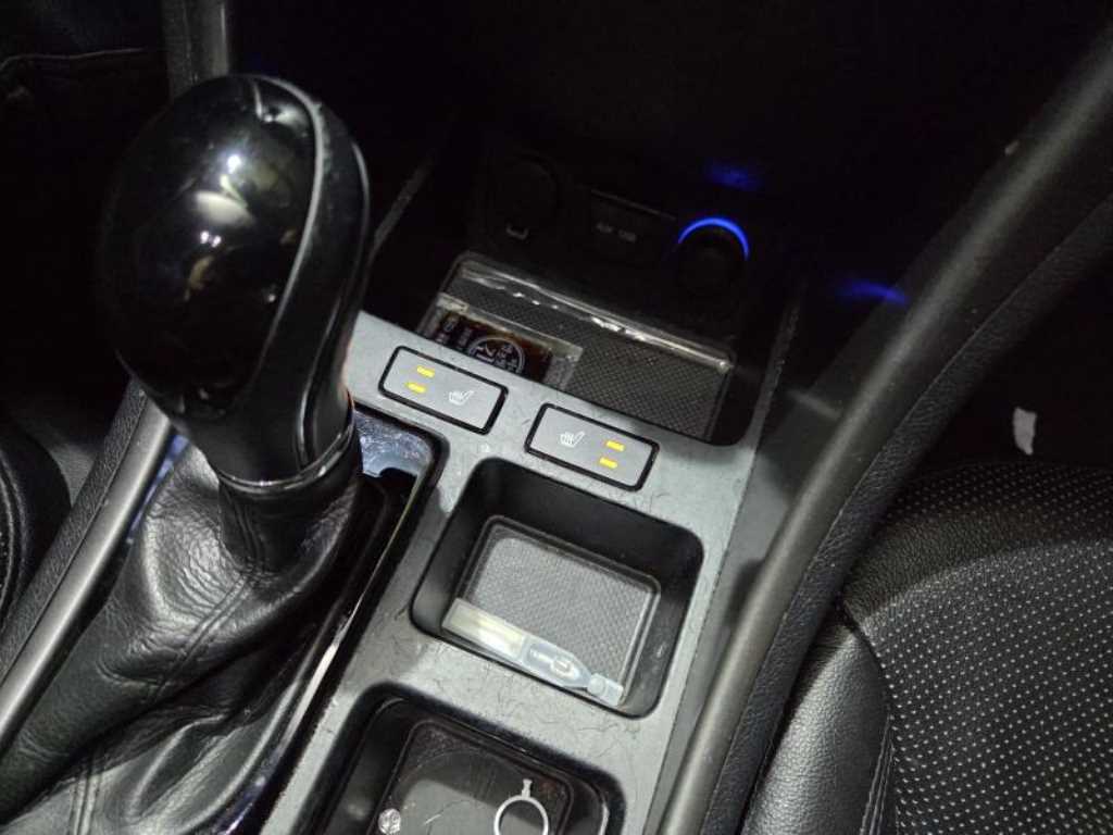 HYUNDAI Sonata - Vista 10